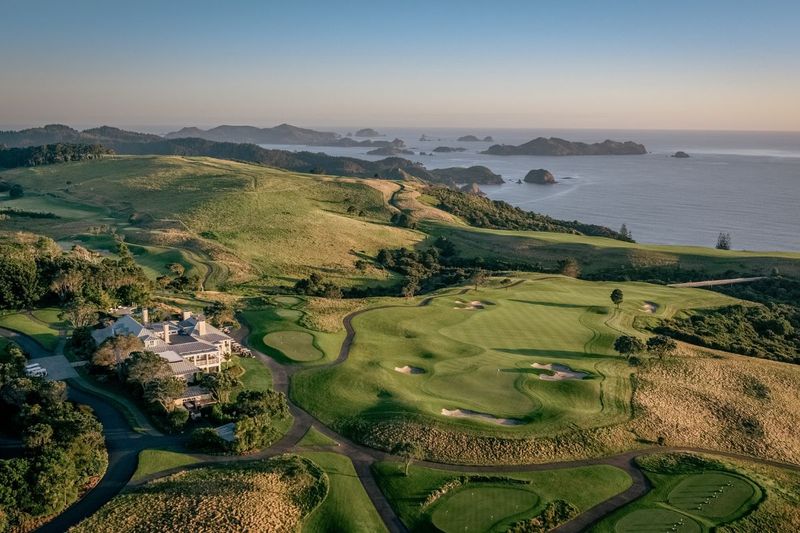 Rosewood Kauri Cliffs on New Zealand's North Island