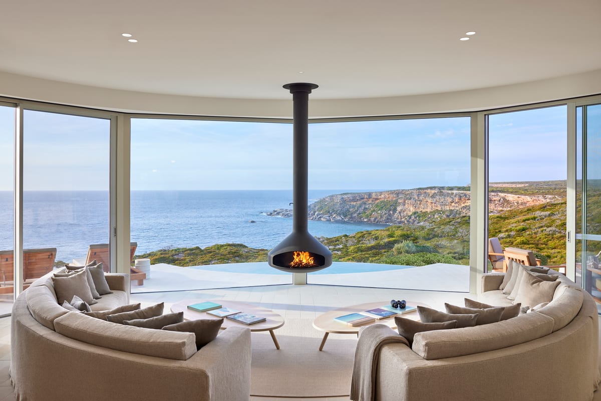 Ocean Pavilion lounge overlooking the coast at Southern Ocean Lodge